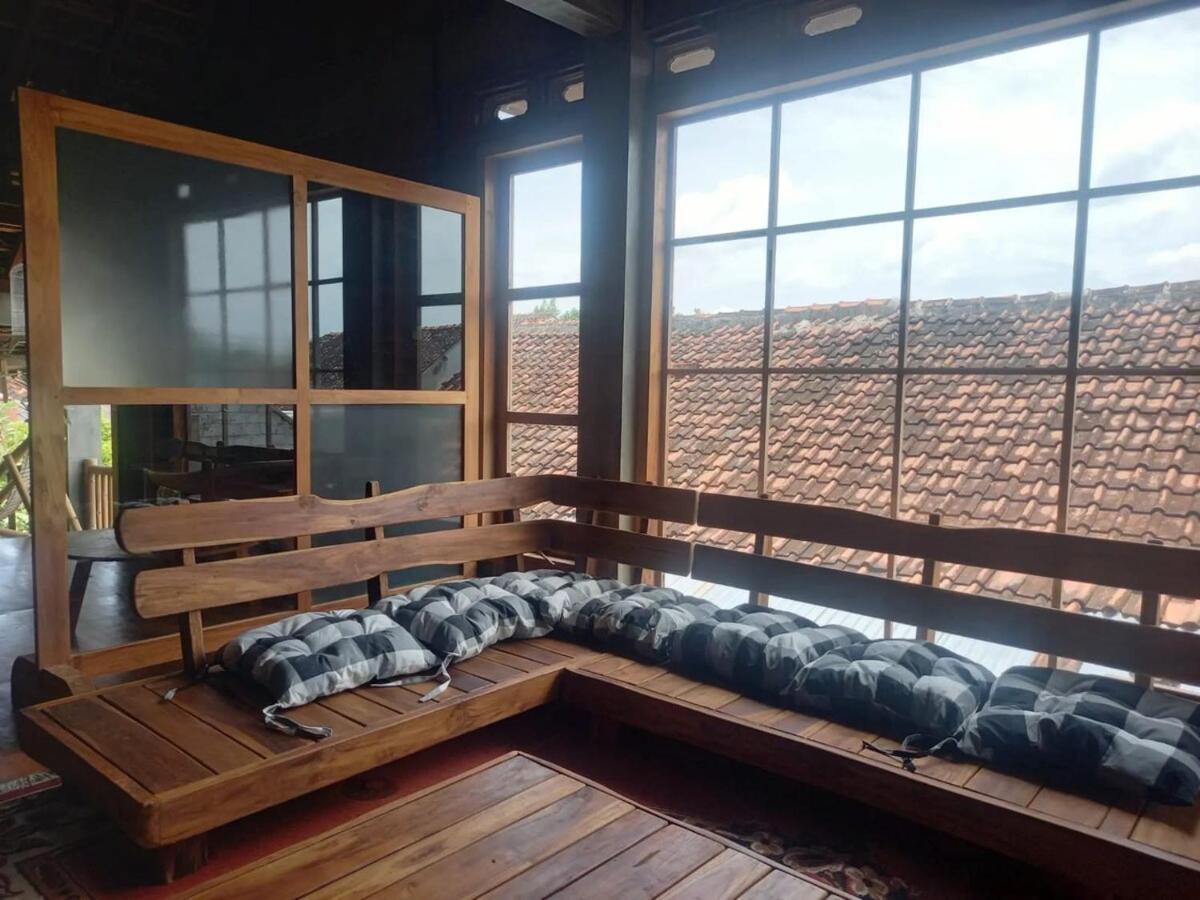 Ethnic In The Countryside Villa